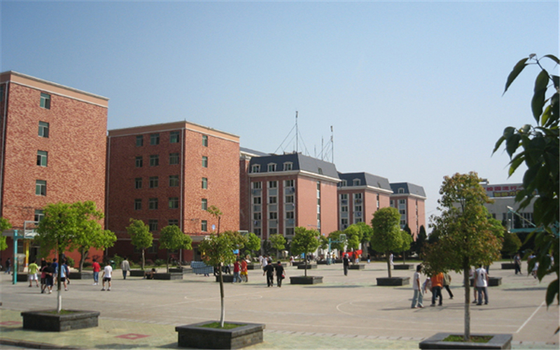 南昌大學(xué)共青學(xué)院會(huì)計(jì)學(xué)專業(yè)在河北招生錄取分?jǐn)?shù)(物理類)：464分