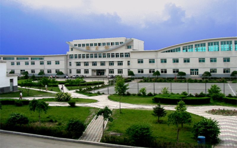 2023年長春師范大學(xué)在內(nèi)蒙古招生專業(yè)有哪些？學(xué)費是多少？