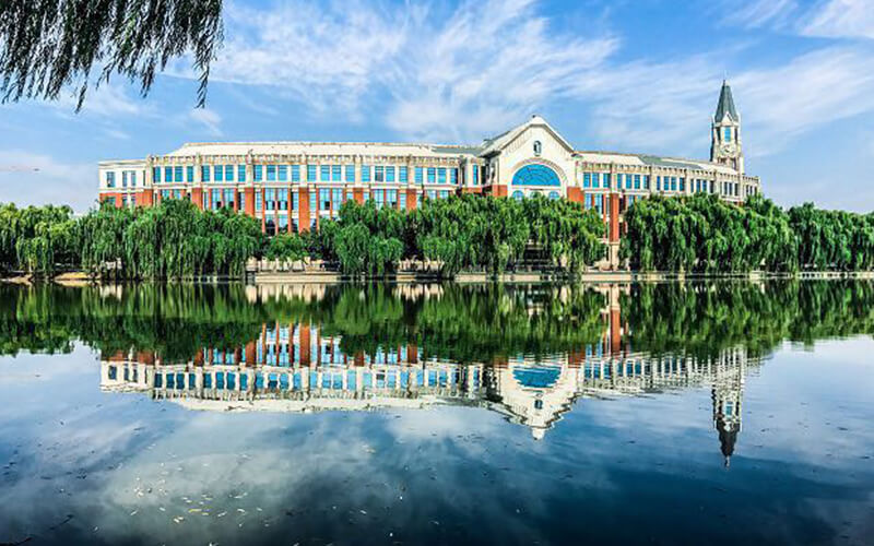 2023年遼寧考生多少分可以上華東政法大學(xué)法學(xué)（網(wǎng)絡(luò)與信息法）專業(yè)？
