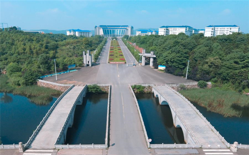 2023年岳陽職業(yè)技術(shù)學(xué)院在廣東招生專業(yè)有哪些？學(xué)費(fèi)是多少？