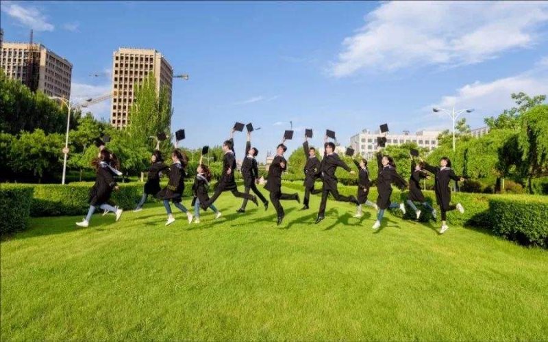 【2023高考參考】沈陽(yáng)醫(yī)學(xué)院2022年新疆招生專業(yè)及招生計(jì)劃一覽表