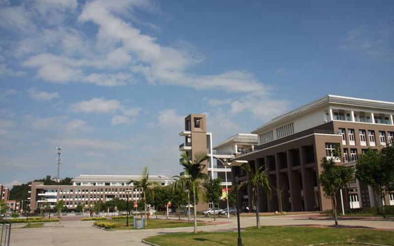 【2023高考參考】福建師范大學(xué)協(xié)和學(xué)院2022年重慶招生專業(yè)及招生計劃一覽表