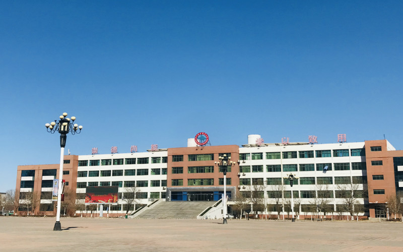 天津?yàn)I海職業(yè)學(xué)院計(jì)算機(jī)網(wǎng)絡(luò)技術(shù)專業(yè)在河北招生錄取分?jǐn)?shù)(物理類)：433分