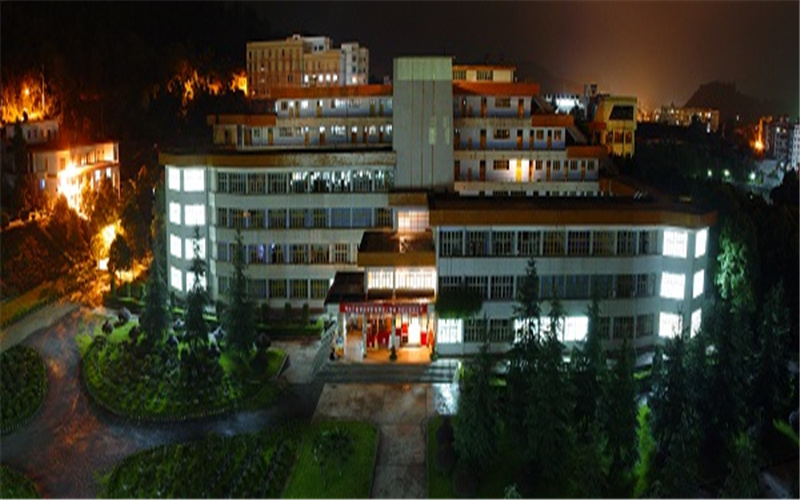 吉首大學(xué)機(jī)械設(shè)計(jì)制造及其自動(dòng)化專(zhuān)業(yè)在遼寧招生錄取分?jǐn)?shù)(物理類(lèi))：493分