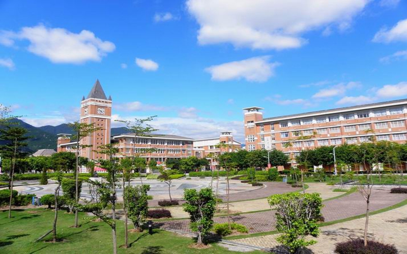 福建師范大學(xué)工商管理類專業(yè)在內(nèi)蒙古招生錄取分?jǐn)?shù)(理科)：479分