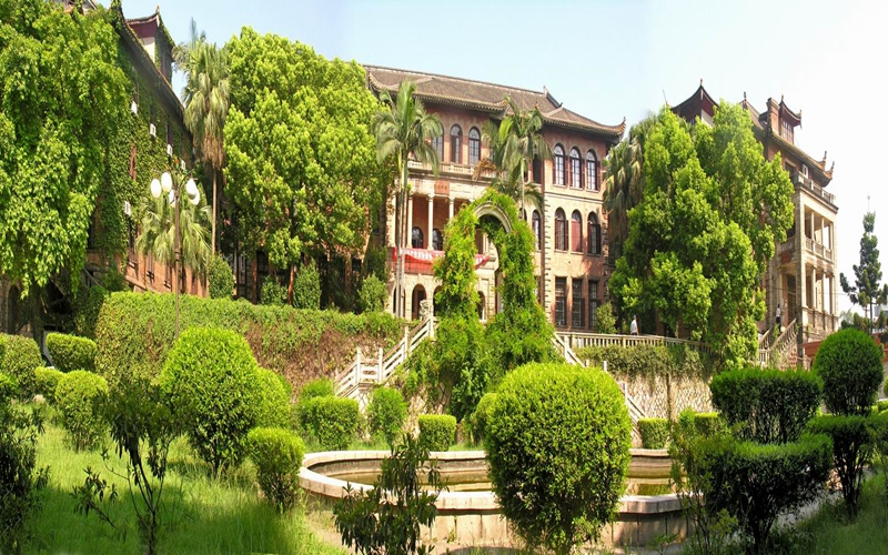 福建師范大學(xué)圖書館學(xué)專業(yè)在內(nèi)蒙古招生錄取分?jǐn)?shù)(文科)：500分