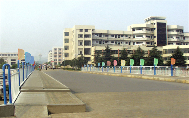 湖南工商大學(xué)經(jīng)濟(jì)學(xué)專業(yè)錄取分?jǐn)?shù)線【河北高考物理類】