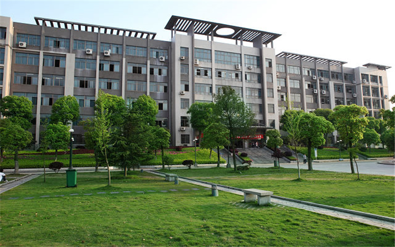 2023年河北考生多少分可以上湖南工商大學(xué)工商管理類專業(yè)？