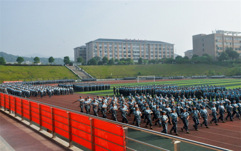 河北歷史類考生排多少名可以上湖南商務(wù)職業(yè)技術(shù)學(xué)院移動商務(wù)專業(yè)?