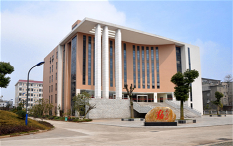 湖南理工職業(yè)技術(shù)學(xué)院工業(yè)機器人技術(shù)專業(yè)錄取分數(shù)線【廣西高考理科】