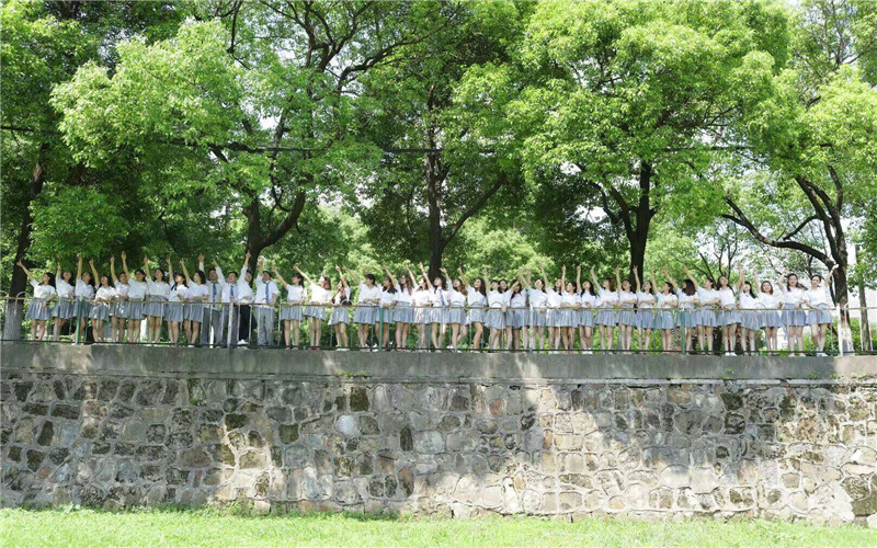 2023年衡陽師范學(xué)院南岳學(xué)院在四川招生專業(yè)及招生人數(shù)匯總