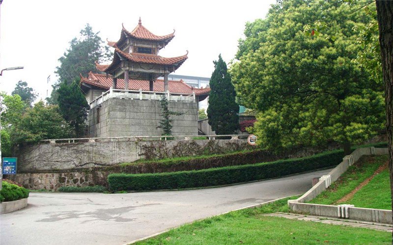 2023年衡陽師范學(xué)院南岳學(xué)院在海南招生專業(yè)及招生人數(shù)匯總