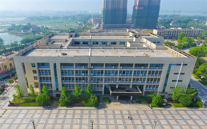 2023年湖南外貿(mào)職業(yè)學院在浙江招生專業(yè)有哪些？學費是多少？