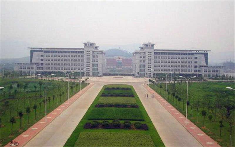 多少分可以上安慶師范大學(xué)？安慶師范大學(xué)2022年在遼寧各招生專業(yè)錄取分?jǐn)?shù)匯總