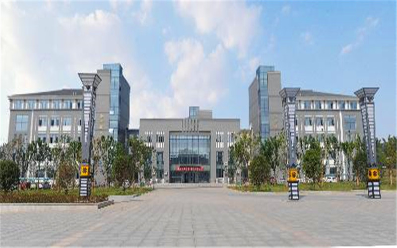 2023年滁州城市職業(yè)學(xué)院各物理類專業(yè)在河北招生分?jǐn)?shù)是多少？