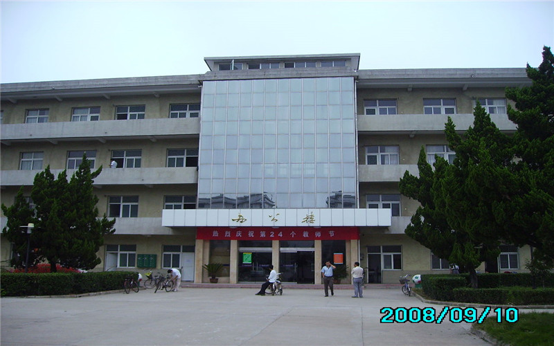 阜陽職業(yè)技術(shù)學(xué)院藥學(xué)專業(yè)在山東招生錄取分數(shù)(綜合)：407分