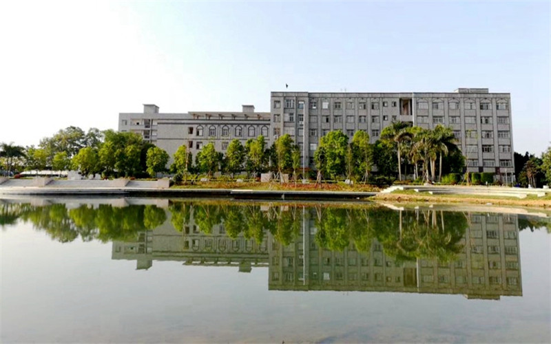 多少分可以上廣西交通職業(yè)技術(shù)學(xué)院？廣西交通職業(yè)技術(shù)學(xué)院2022年在廣西各招生專(zhuān)業(yè)錄取分?jǐn)?shù)匯總