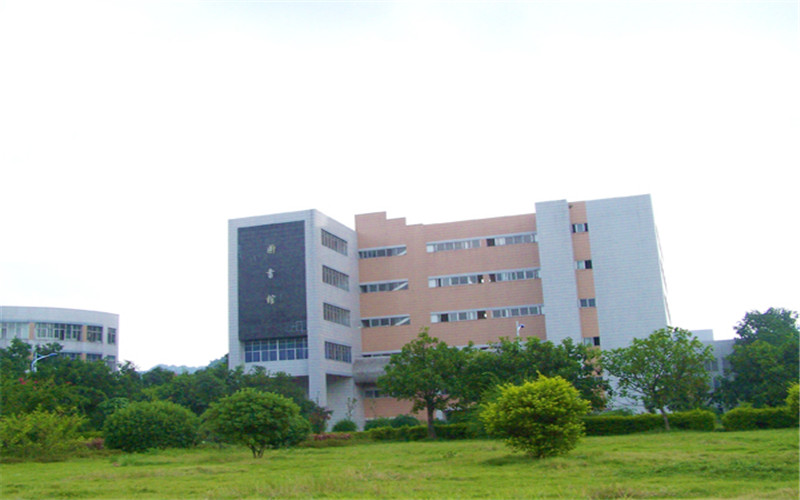廣西現(xiàn)代職業(yè)技術(shù)學(xué)院電子信息工程技術(shù)專業(yè)錄取分?jǐn)?shù)線【廣西高考理科】