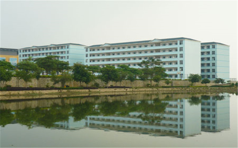 廣西經(jīng)濟(jì)職業(yè)學(xué)院人力資源管理專業(yè)在浙江招生錄取分?jǐn)?shù)(綜合)：320分