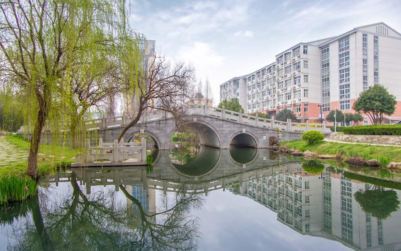 多少分可以上常州信息職業(yè)技術(shù)學(xué)院？常州信息職業(yè)技術(shù)學(xué)院2022年在甘肅各招生專業(yè)錄取分?jǐn)?shù)匯總