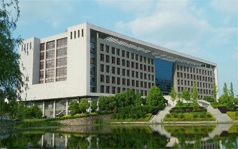 2023年河北考生多少分可以上安徽工業(yè)大學車輛工程專業(yè)？