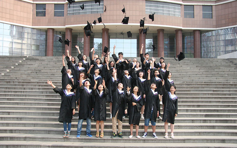 【2023高考參考】河北醫(yī)科大學(xué)2022年新疆招生專業(yè)及招生計劃一覽表