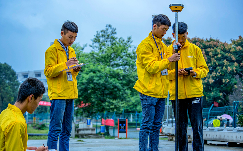 2023年四川交通職業(yè)技術(shù)學(xué)院在新疆招生專業(yè)及招生人數(shù)匯總
