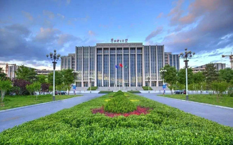 華北電力大學(xué)法學(xué)類專業(yè)錄取分?jǐn)?shù)線【河北高考?xì)v史類】