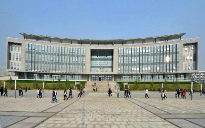 南通大學(xué)電子科學(xué)與技術(shù)專(zhuān)業(yè)錄取分?jǐn)?shù)線【云南高考理科】