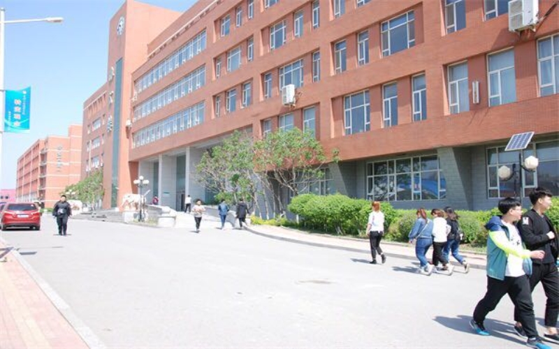 2023年內(nèi)蒙古考生多少分可以上吉林工程職業(yè)學(xué)院護(hù)理專業(yè)？