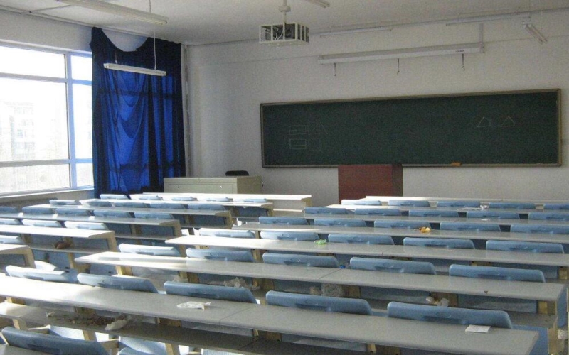 吉林工業(yè)職業(yè)技術學院建筑室內設計專業(yè)在遼寧招生錄取分數(shù)(歷史類)：283分