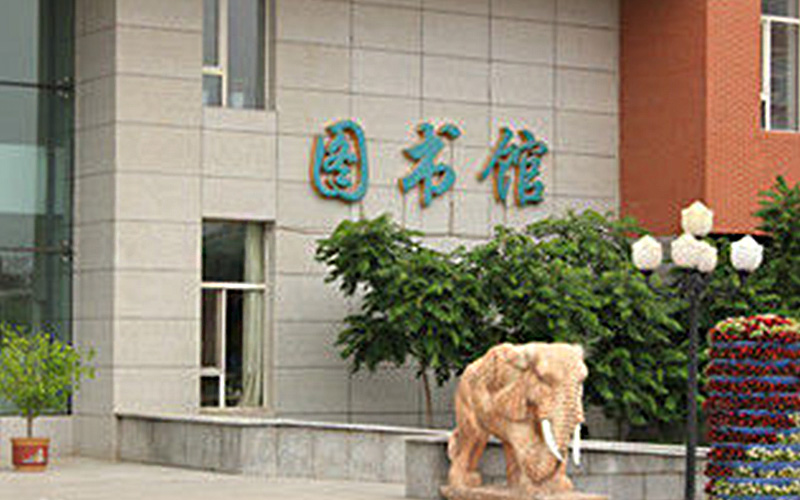 吉林工程職業(yè)學(xué)院建筑工程技術(shù)專業(yè)在內(nèi)蒙古招生錄取分?jǐn)?shù)(文科)：237分