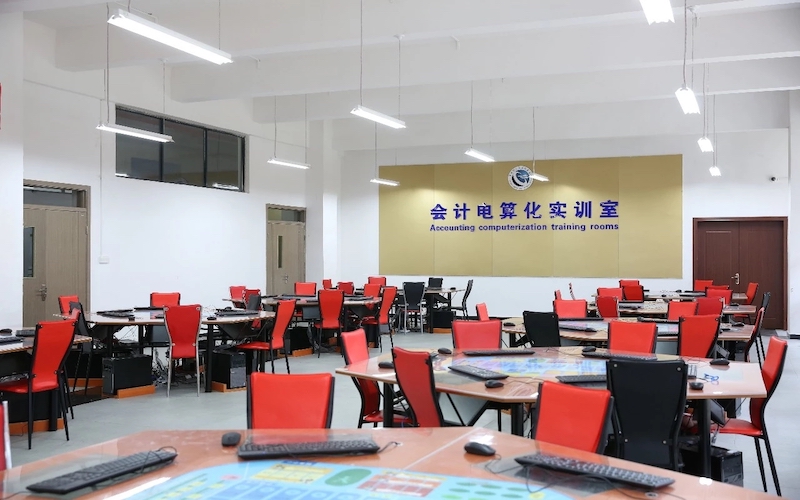 貴州輕工職業(yè)技術(shù)學(xué)院物聯(lián)網(wǎng)應(yīng)用技術(shù)專業(yè)錄取分?jǐn)?shù)線【云南高考文科】