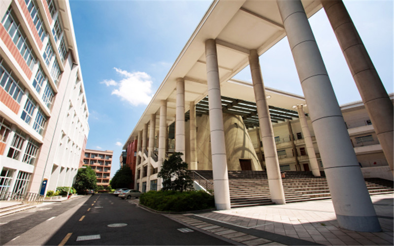 【2023高考參考】浙江藥科職業(yè)大學(xué)2022年四川招生專業(yè)及招生計(jì)劃一覽表
