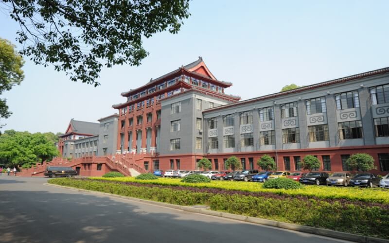內(nèi)蒙古文科考生排多少名可以上四川大學(xué)法語(yǔ)專業(yè)?