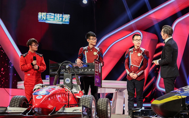 湖北汽車工業(yè)學(xué)院機(jī)械類（材料成型及控制工程專業(yè)錄取分?jǐn)?shù)線【云南高考理科】