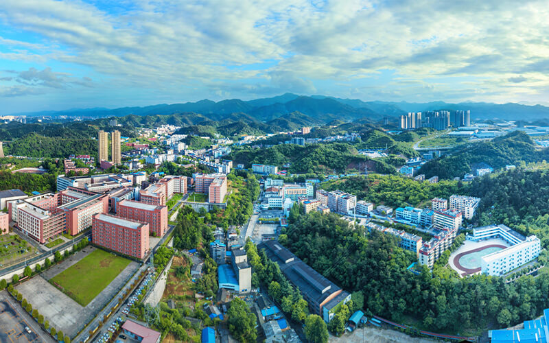 2023年湖北汽車工業(yè)學(xué)院在浙江招生專業(yè)有哪些？學(xué)費(fèi)是多少？