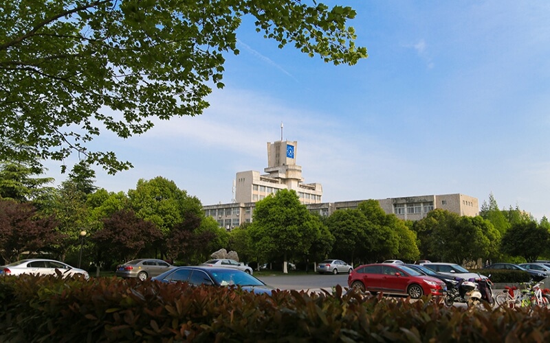 江蘇師范大學(xué)電子信息工程（中外合作辦學(xué)）專業(yè)錄取分?jǐn)?shù)線【遼寧高考物理類】