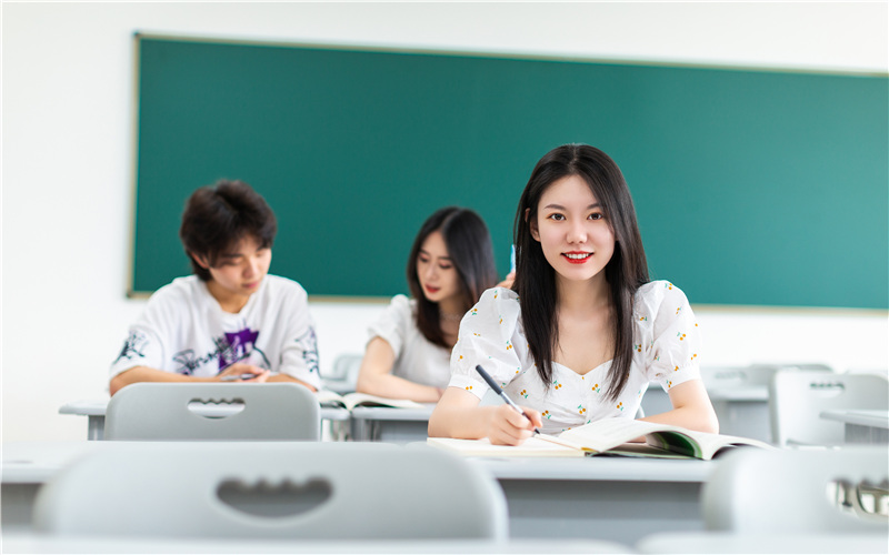 多少分可以上西安科技大學(xué)高新學(xué)院？西安科技大學(xué)高新學(xué)院2022年在重慶各招生專業(yè)錄取分數(shù)匯總