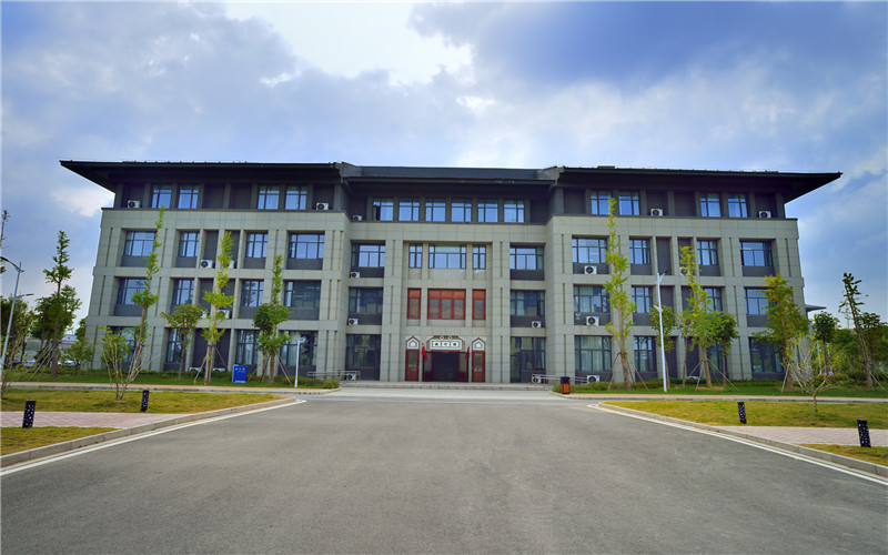 2023年南京師范大學(xué)中北學(xué)院在山東招生專業(yè)有哪些？學(xué)費是多少？