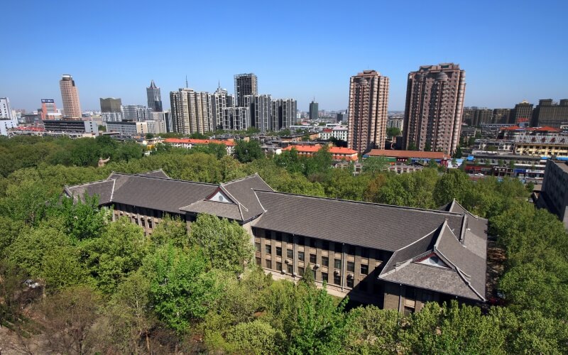 山東師范大學物流管理（中外合作辦學）專業(yè)錄取分數(shù)線【河北高考物理類】
