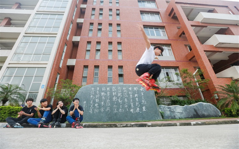 多少分可以上廣東理工職業(yè)學(xué)院？廣東理工職業(yè)學(xué)院2022年在廣東各招生專(zhuān)業(yè)錄取分?jǐn)?shù)匯總