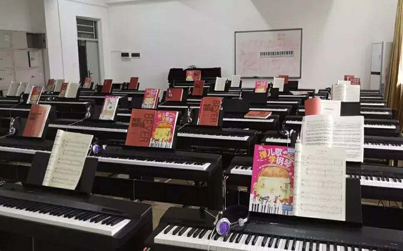 2022年廣州華南商貿(mào)職業(yè)學(xué)院在河南招生專業(yè)及招生人數(shù)匯總（2023考生參考）