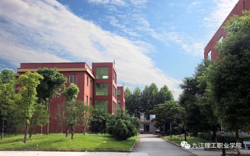 河北物理類考生排多少名可以上九江理工職業(yè)學(xué)院建筑室內(nèi)設(shè)計(jì)專業(yè)?