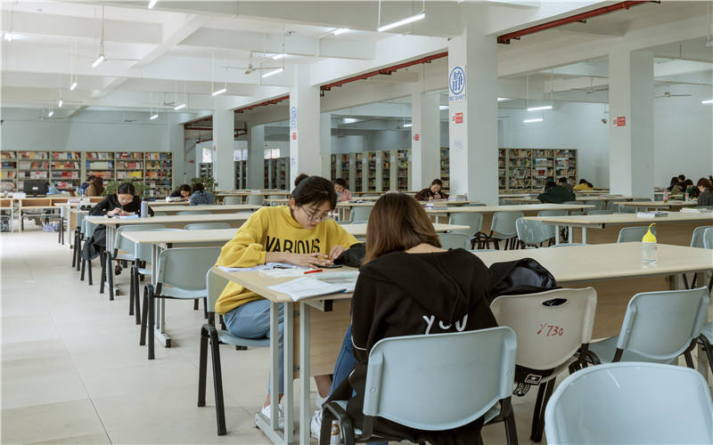 2023年河北考生多少分可以上重慶外語外事學院法語專業(yè)？