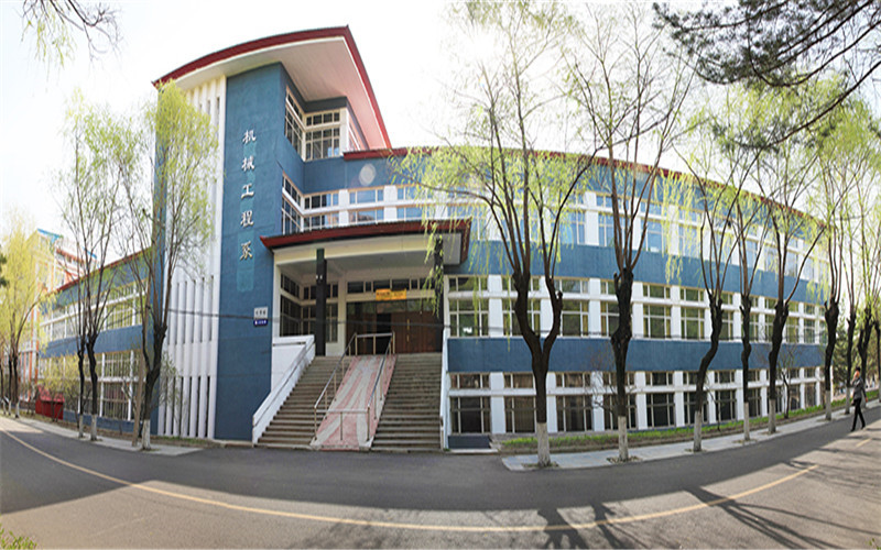 2023年黑龍江工業(yè)學院在黑龍江招生專業(yè)有哪些？學費是多少？