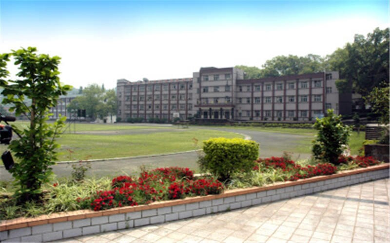 2023年重慶考生多少分可以上重慶航天職業(yè)技術(shù)學(xué)院電子商務(wù)專(zhuān)業(yè)？