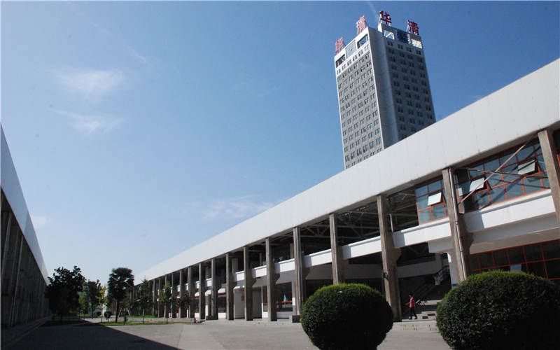 【2023高考參考】西安建筑科技大學(xué)華清學(xué)院2022年青海招生專業(yè)及招生計(jì)劃一覽表
