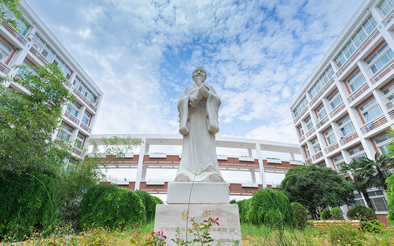 河北歷史類(lèi)考生排多少名可以上河南工業(yè)職業(yè)技術(shù)學(xué)院工程測(cè)量技術(shù)專(zhuān)業(yè)?