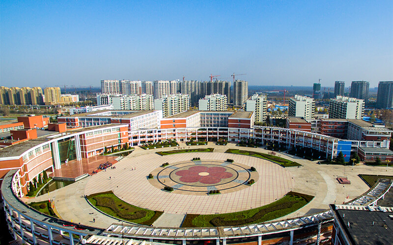 河南工業(yè)職業(yè)技術(shù)學(xué)院工程造價(jià)專(zhuān)業(yè)在河北招生錄取分?jǐn)?shù)(歷史類(lèi))：378分